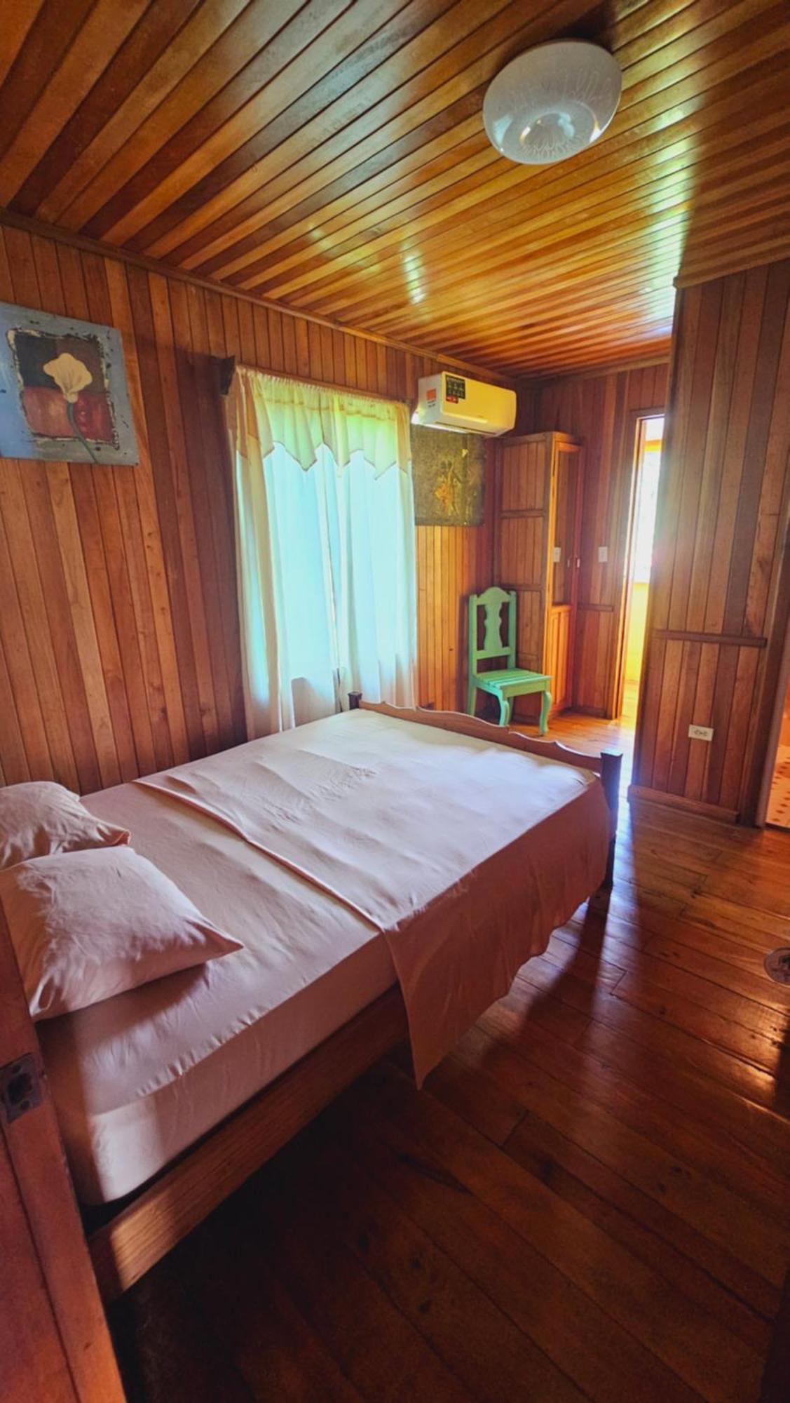 Bastimentos Hill Guest House Bocas del Toro Exterior photo